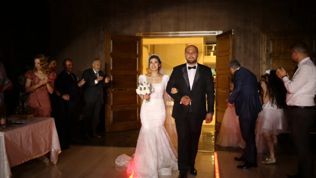 Nazilli'de görkemli düğün