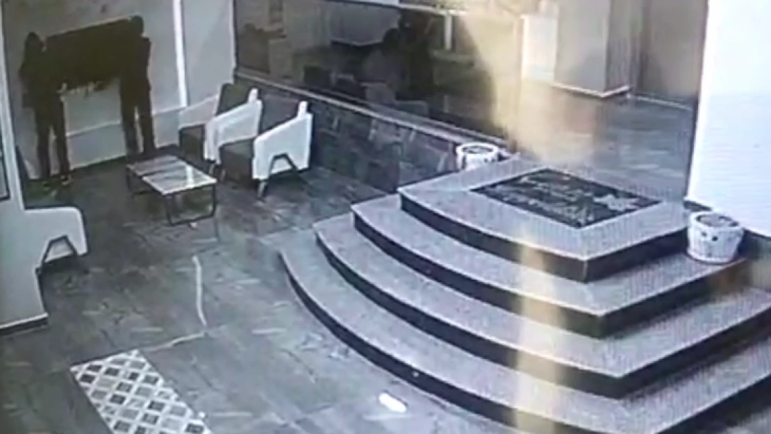 Nazilli'de hırsızlar kameralara yakalandı