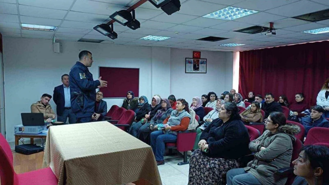 Nazilli'de öğrenci velileri bilgilendirdi