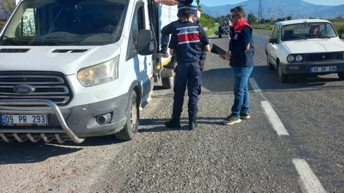 Nazilli'de rutin yol kontrolleri devam ediyor