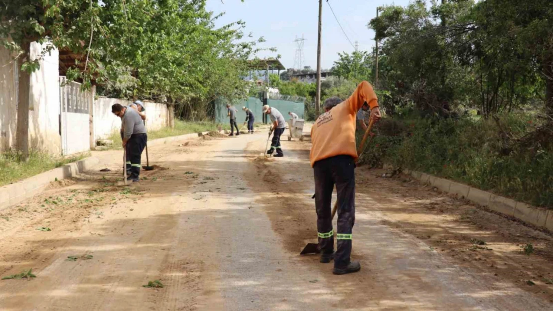 Nazilli'de yoğun yağış sonrası temizlik mesaisi