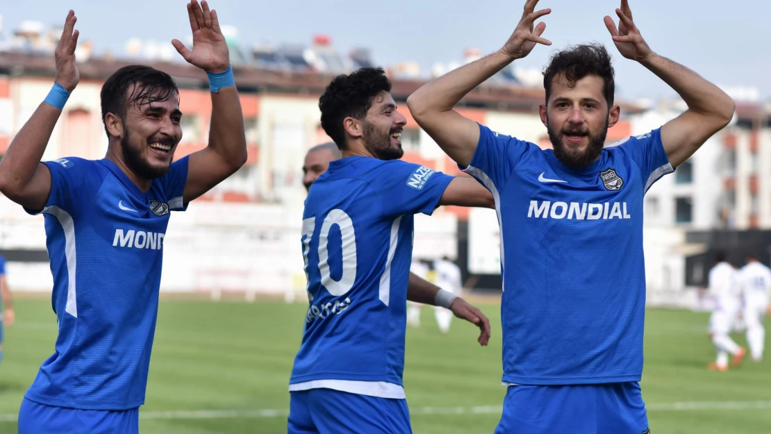 Nazilli devreyi moralli kapattı: 2-1