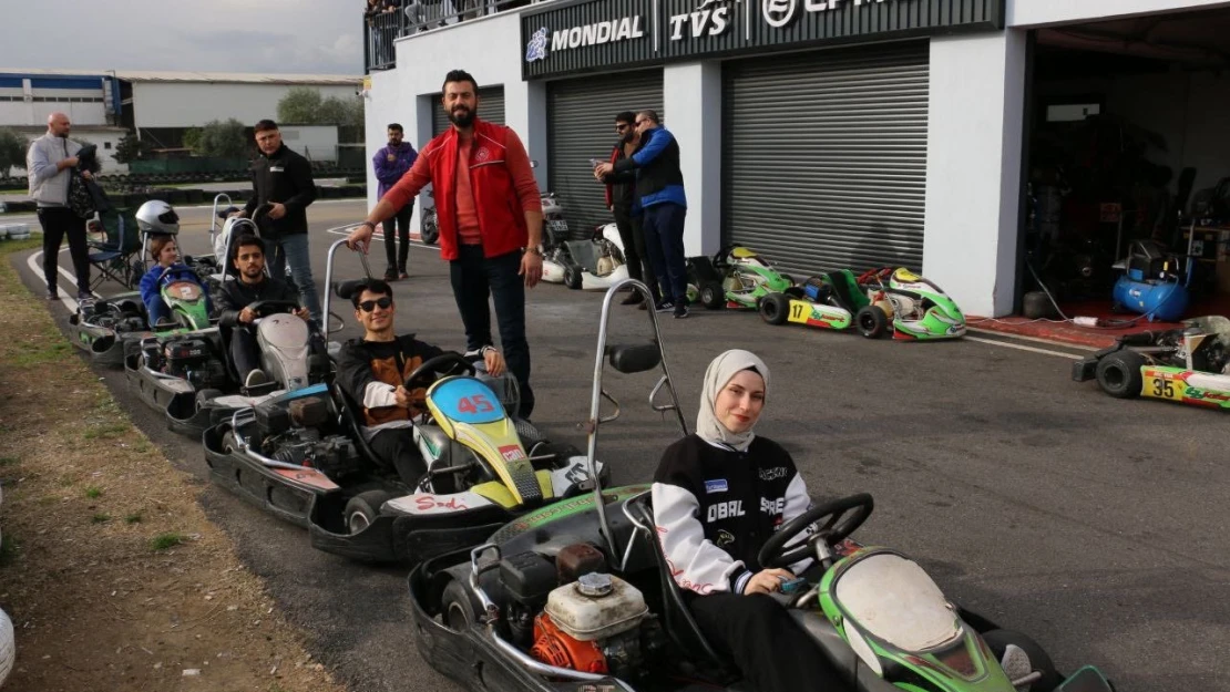 Nazilli go-kart pistinde gençler yarıştı