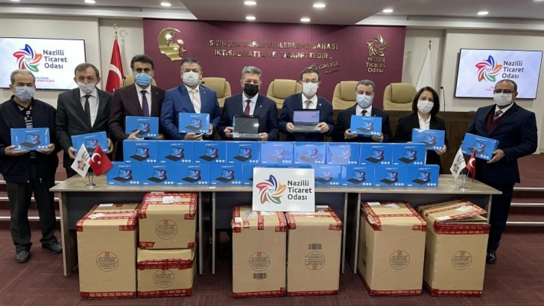 Nazilli Ticaret Odası, klavyeli tablet bilgisayar dağıtımı gerçekleştirdi