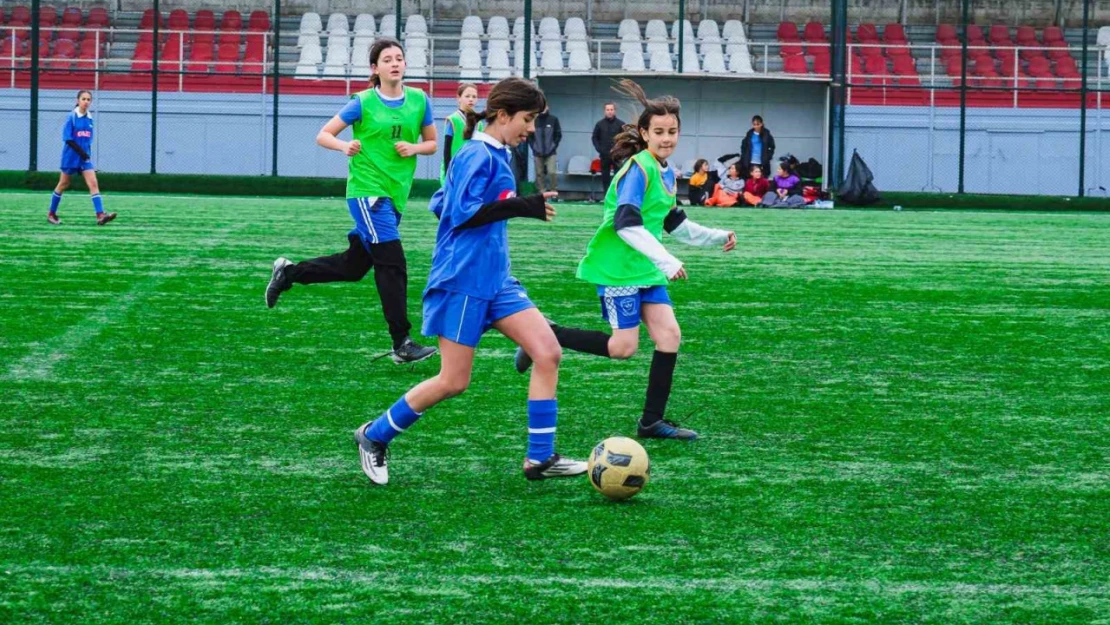 Okullar Arası Yıldız Futbol Müsabakaları tamamlandı