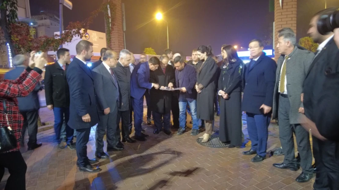 Özhaseki, Uzun Çarşı'da incelemelerde bulundu