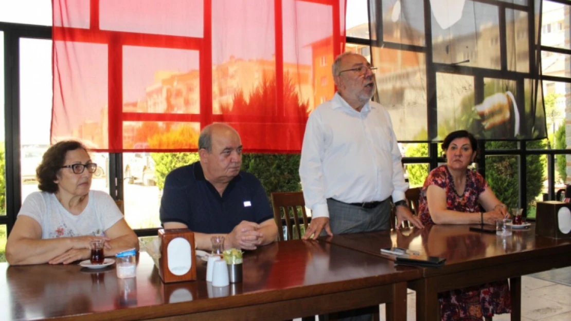 Petek, salı grubuyla Nazilli'de bir araya geldi