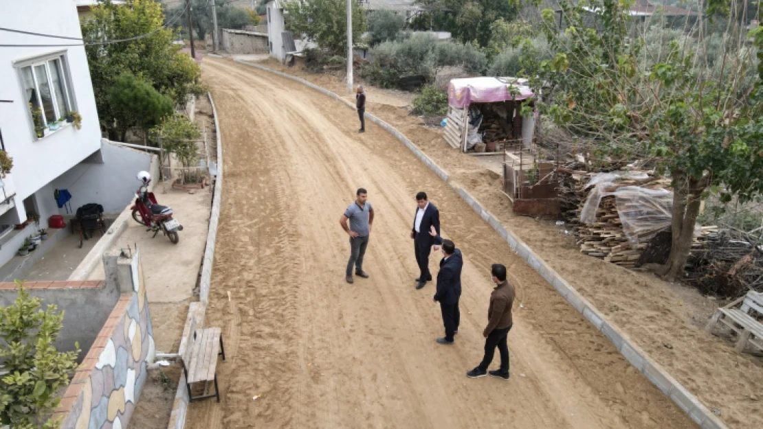 Pınarbaşı Mahallesi'nde yollar yenileniyor