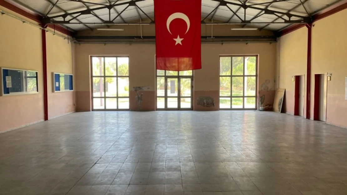 Sakarya Yapı Market eğitime desteğini sürdürüyor