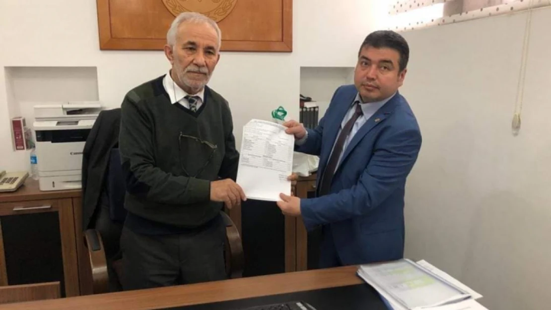 Şanal, mazbatasını aldı