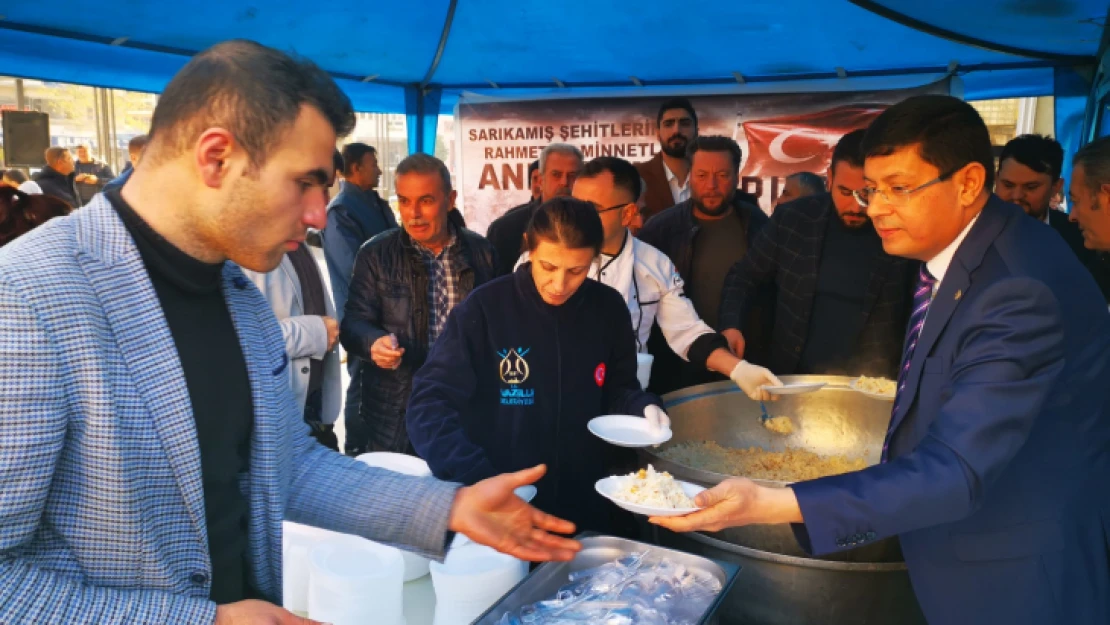 Sarıkamış şehitleri dualarla anıldı