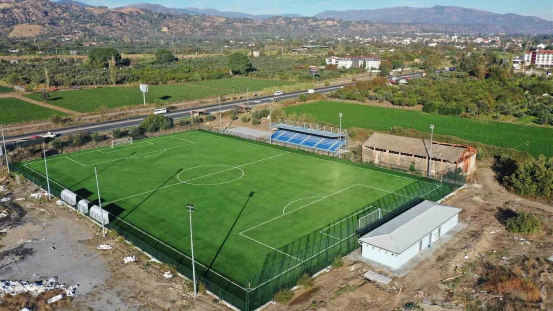 Serçeköy'e sentetik çim saha kazandırılıyor