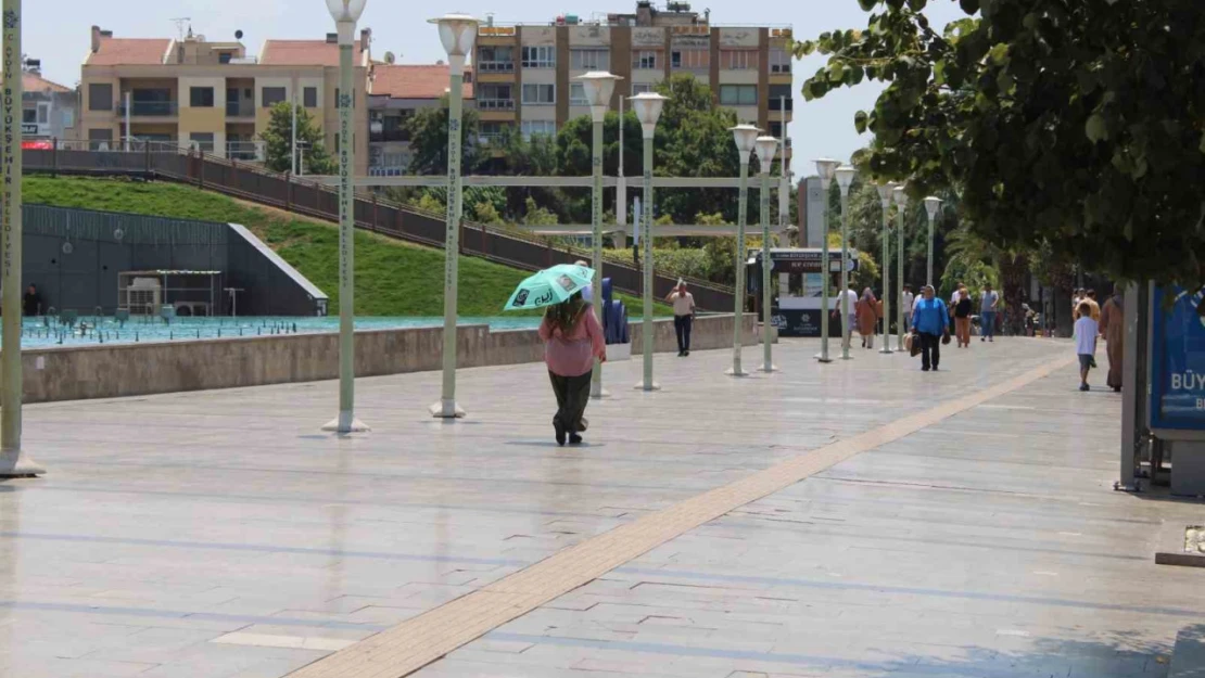 Sıcaklar arttı, sokaklar boş kaldı