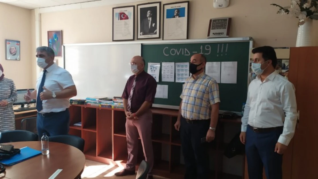 Şimşek, yeni eğitim yılı açılışına katıldı