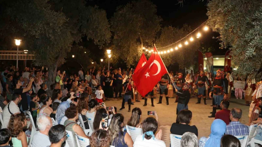 Söke'de Halk Dansları Buluşması renkli görüntülere sahne oldu