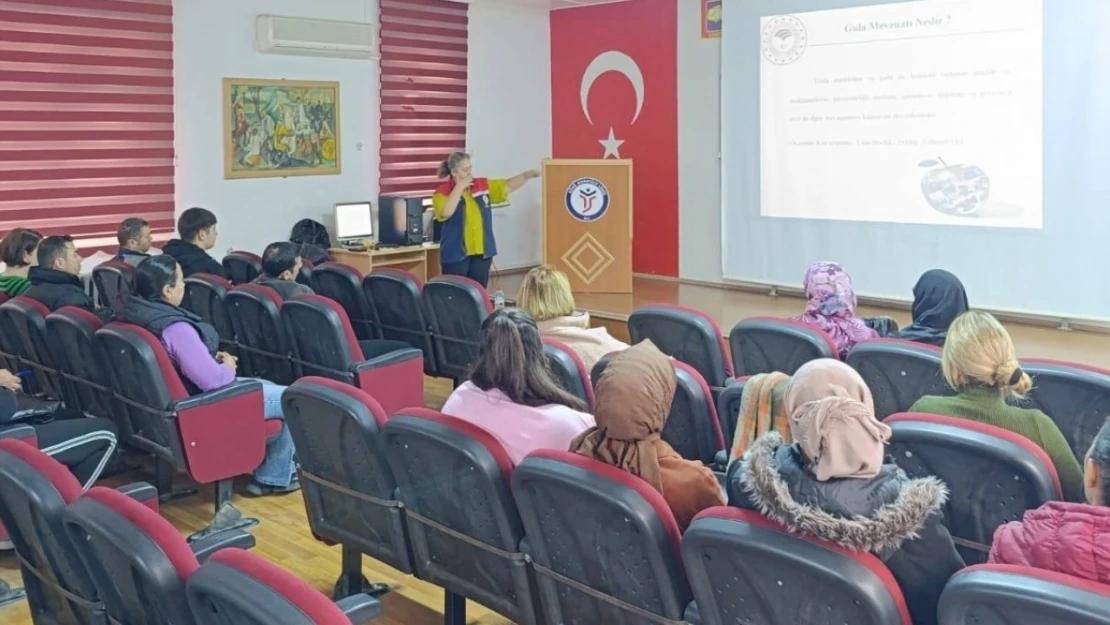 Söke'de okul kantin ve yemekhane çalışanlarına hijyen eğitimi