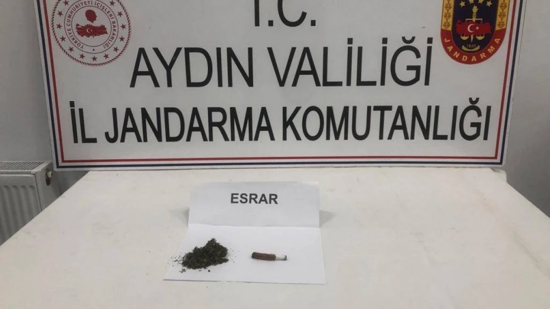 Söke'de şüpheli şahısların üzerinde uyuşturucu ele geçirildi