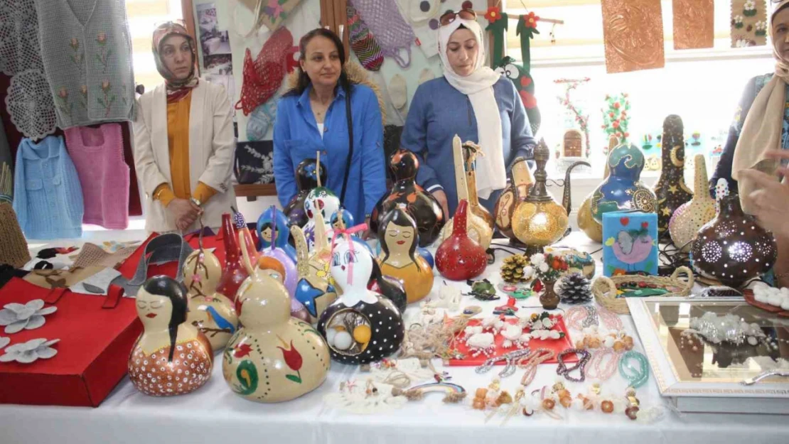 Sultanhisar'da el emeği ürünler görücüye çıkartıldı