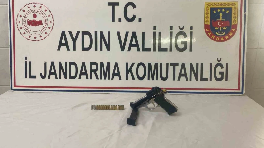 Şüphe üzerine durdurulan şahıstan tabanca ele geçirildi