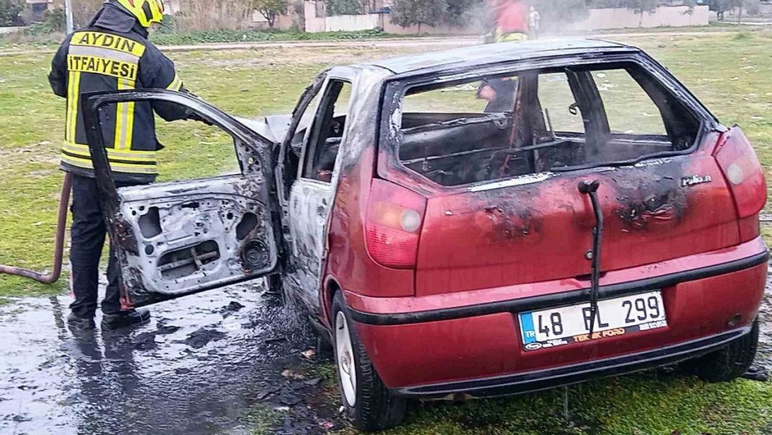 Tamircilere kızan kadın aracını benzin dökerek yaktı