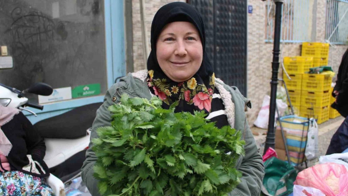 Toplarken can yakıyor, yerken damak çatlatıyor