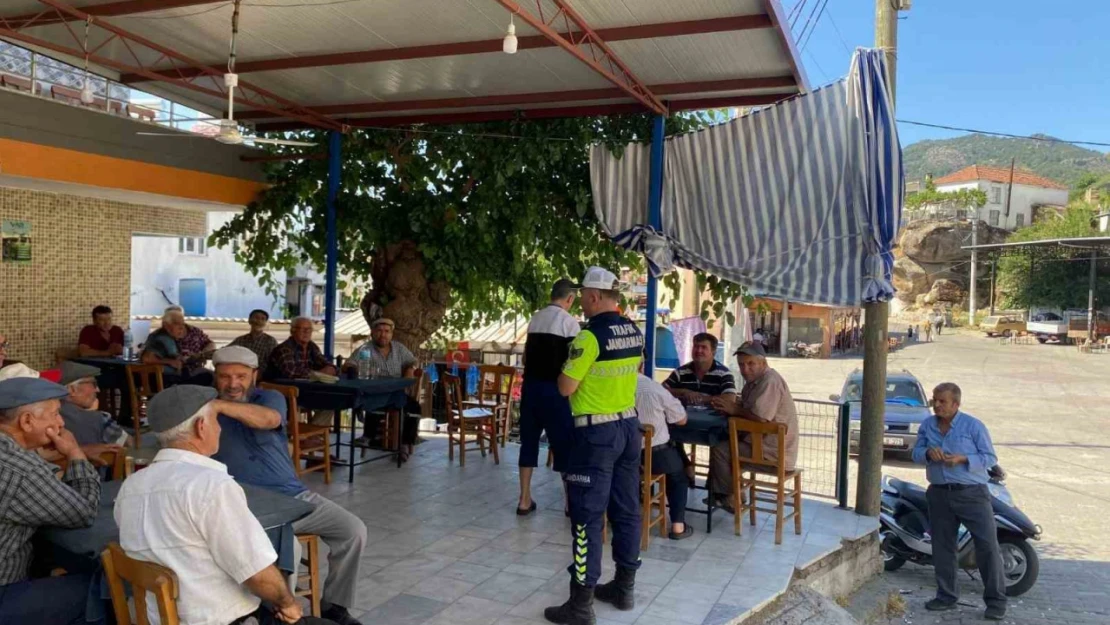 Traktör sürücülerine güvenlik eğitimi