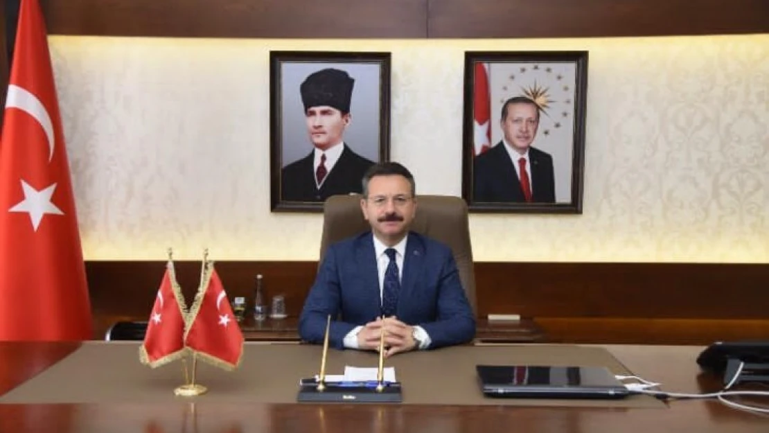 Vali Aksoy: 'İstiklal Marşı'mız ölümsüzleşti'
