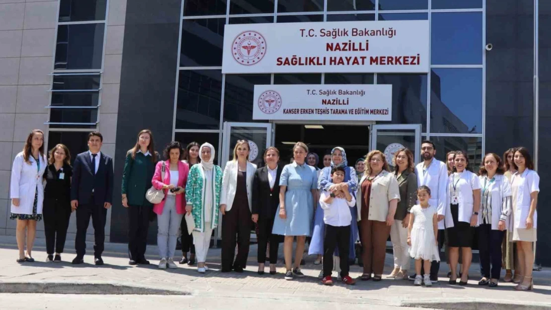 Vali Canbolat'ın eşi ve beraberindeki heyet Nazilli Sağlıklı Yaşam Hizmetleri'ni yerinde inceledi