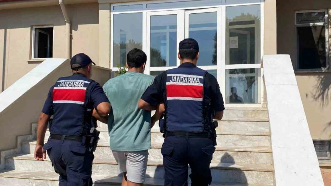 Yunanistan'a yüzerek geçmek isteyen 1 kişi yakalandı