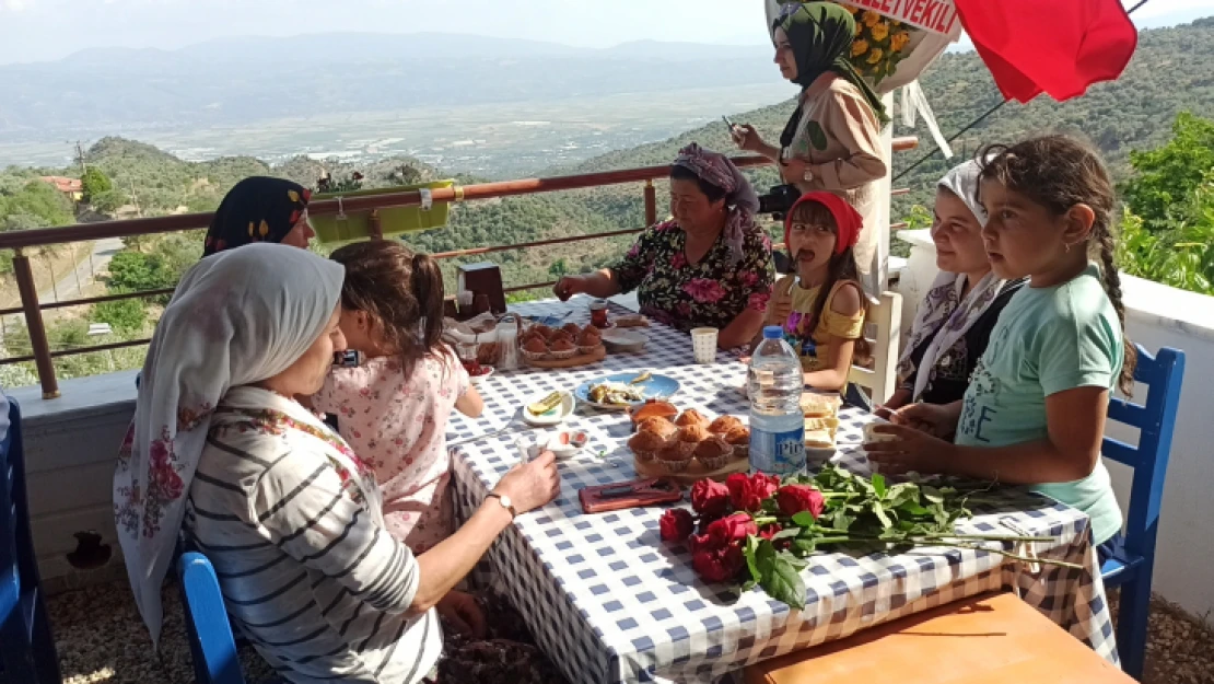 Zeytane Köy Sofrası hizmete girdi