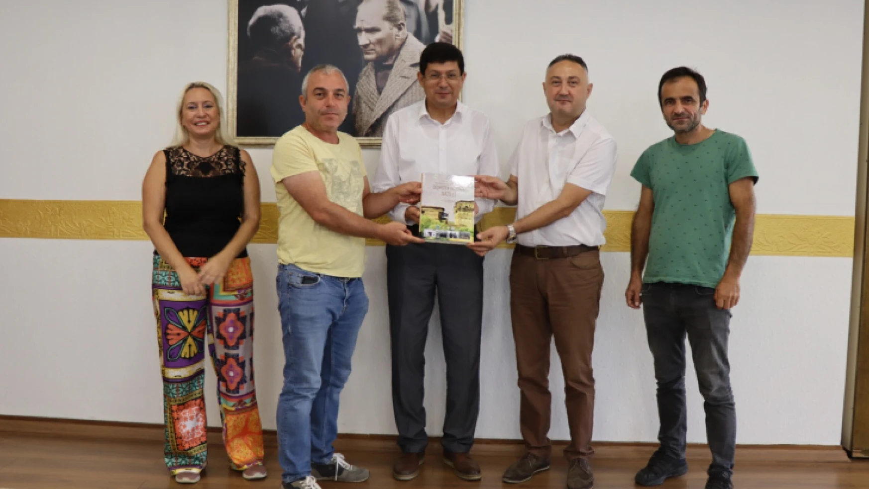 Akademisyenlerden Başkan Özcan'a teşekkür ziyareti