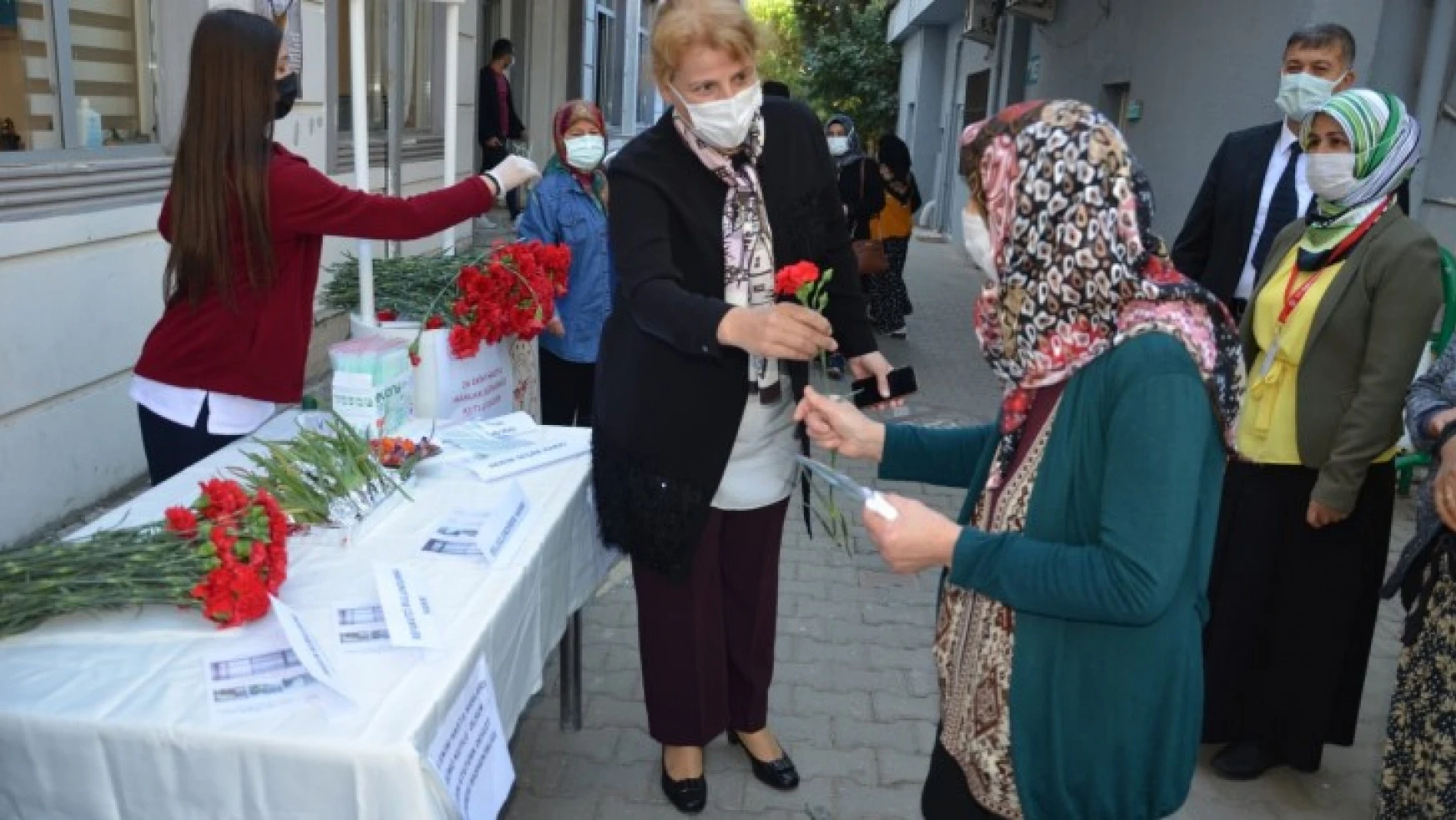 Atatürk Devlet Hastanesi'nde 'Hasta Hakları Günü' kutlandı