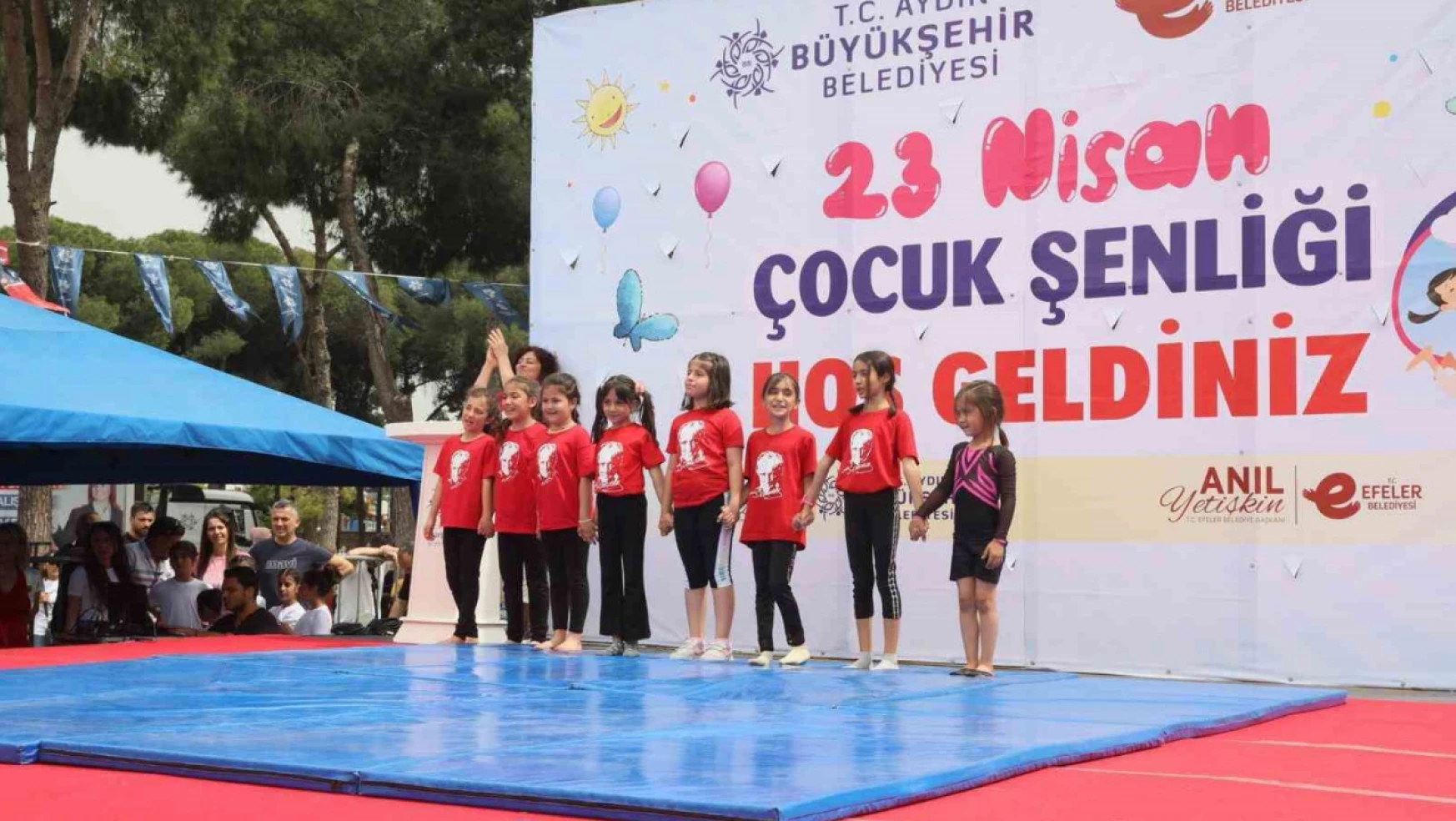 Aydın Büyükşehir Belediyesi 23 Nisan'ı şenliklerle kutladı