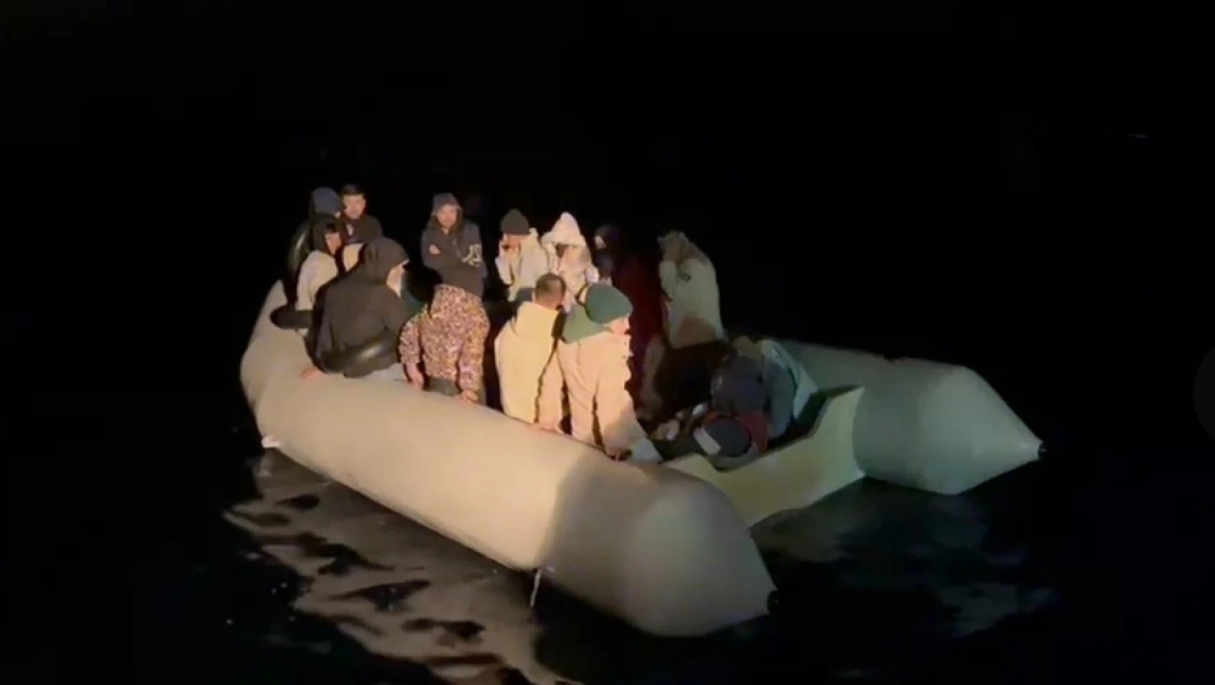 Aydın'da 15 düzensiz göçmen kurtarıldı