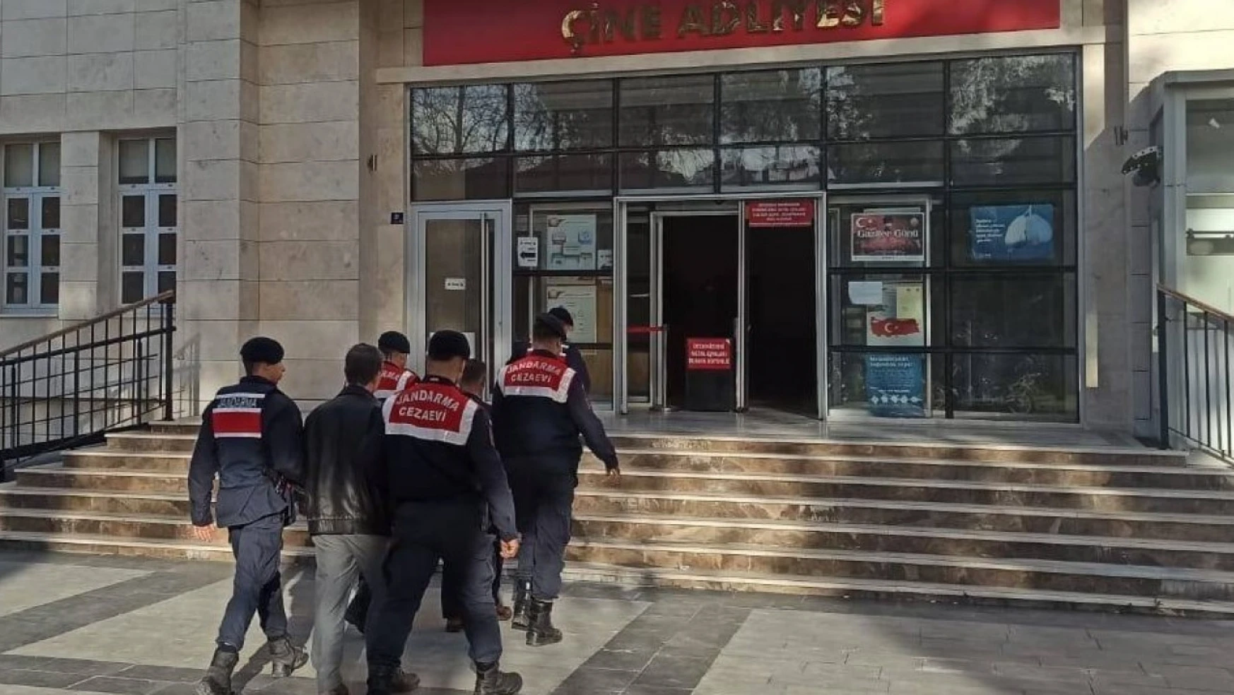 Aydın'da jandarma ekipleri 7 suçluyu yakaladı