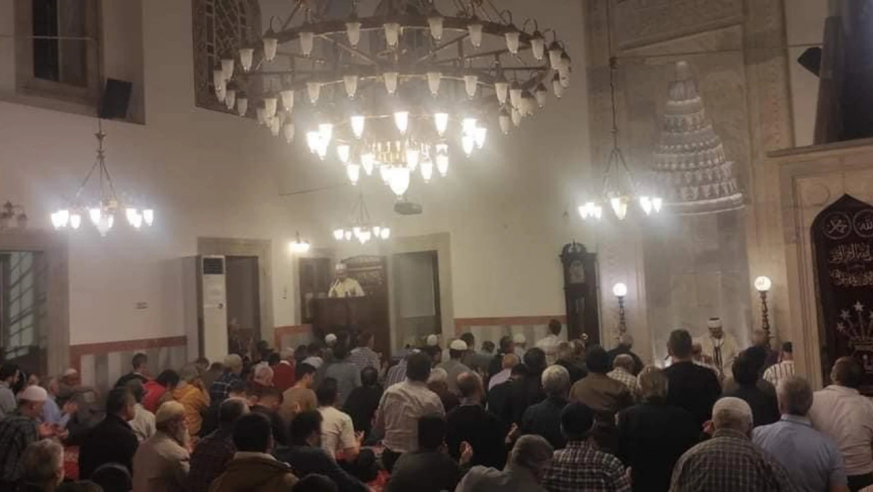 Aydın'da Kadir Gecesi dualarla idrak edildi