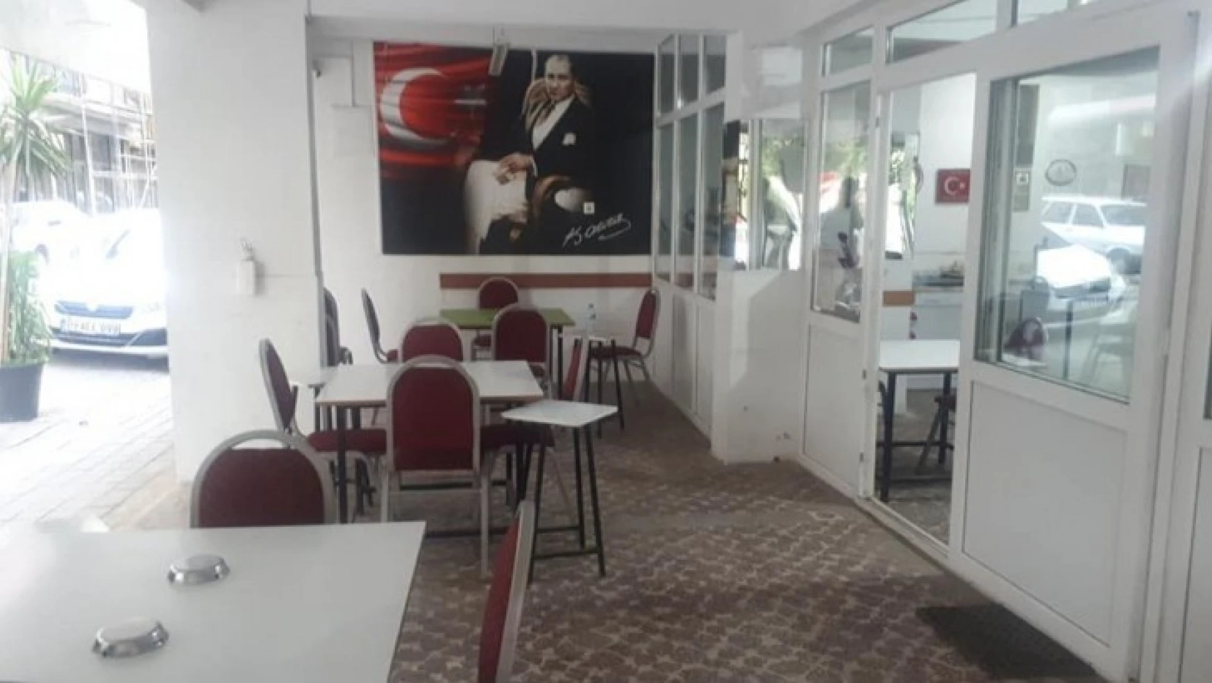 Aydın'da kahvehaneler 49 gün sonra açıldı