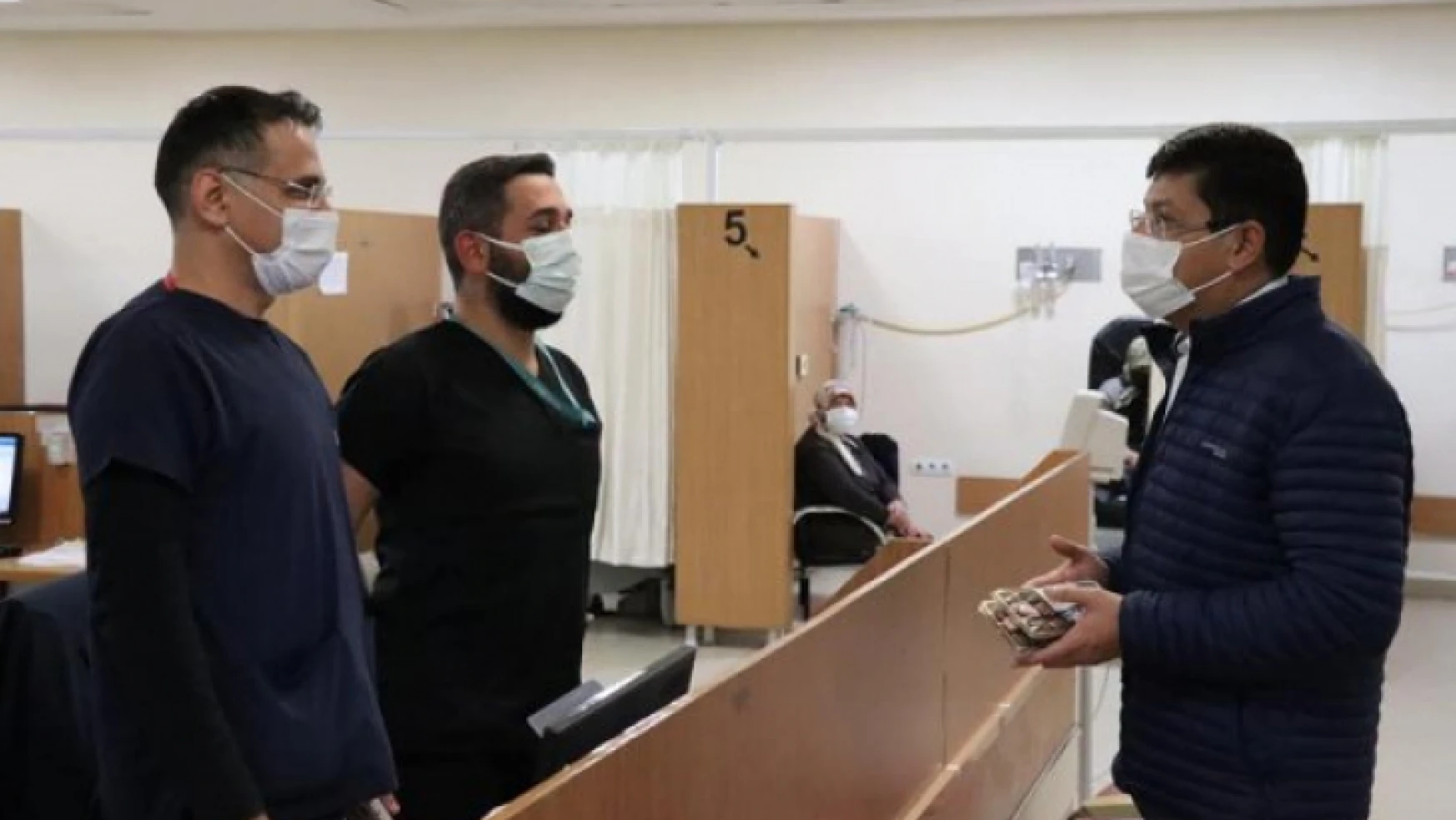 Başkan Özcan 14 Mart Tıp Bayramı'nda sağlıkta şiddete dikkat çekti