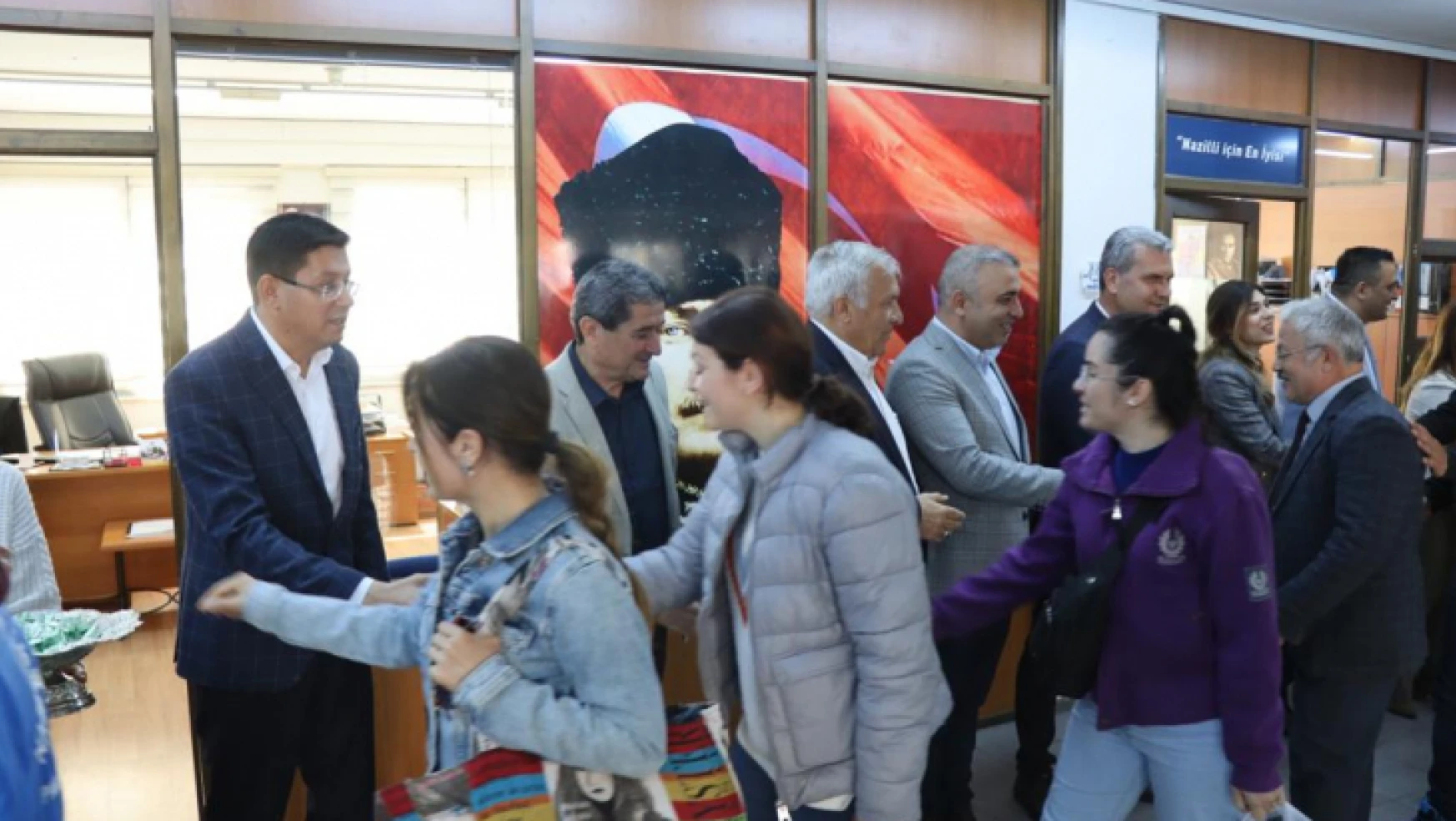 Başkan Özcan, çalışanlarıyla bayramlaştı