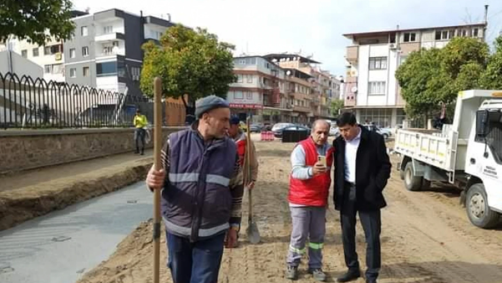 Başkan Özcan Ziya Gökalp Caddesi'nde incelemelerde bulundu