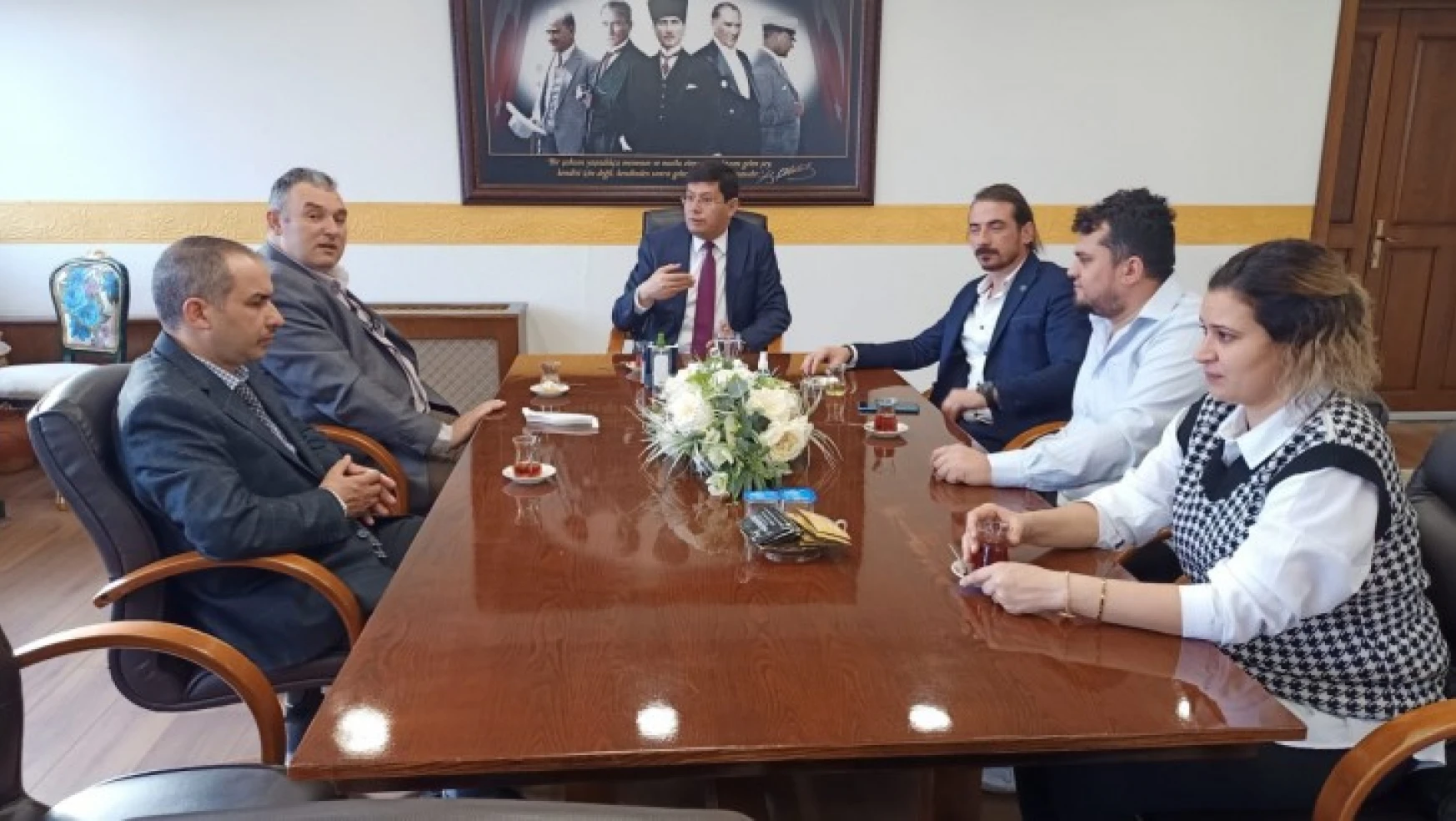 BBP'li Akan ve yönetimi, Başkan Özcan'ı ziyaret etti