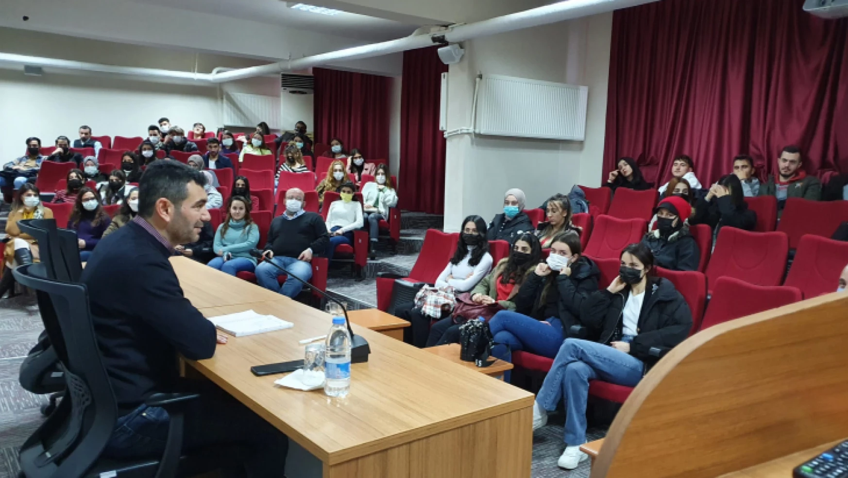 Buharkent MYO'da Kariyer Günleri etkinliği gerçekleşti
