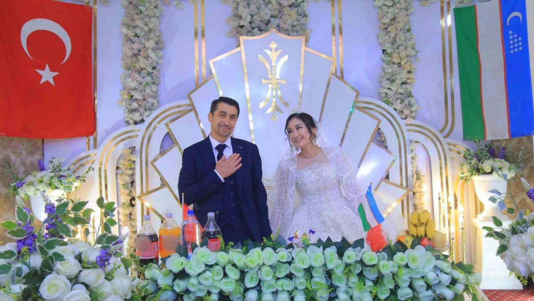 Didim'de tanıştılar Özbekistan'da evlendiler