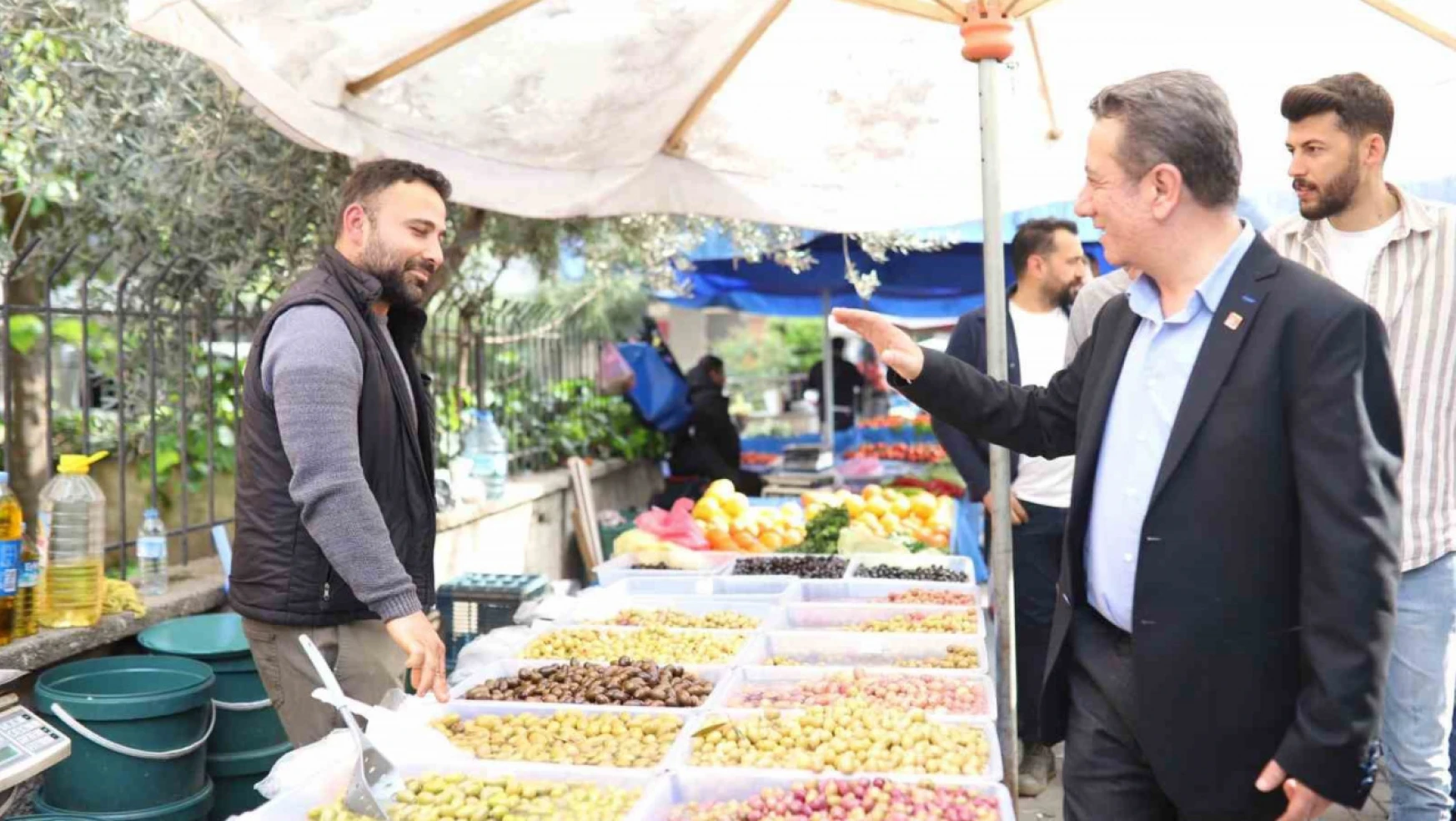 Efeler Belediye Başkan Adayı Yetiştin'den pazar ziyareti