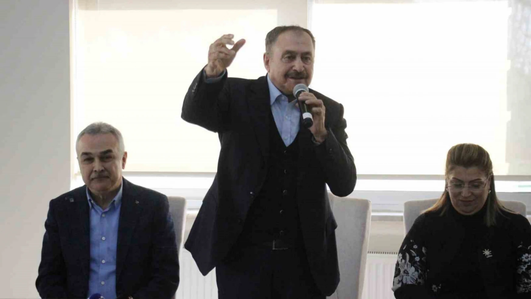 Eroğlu, Cumhur İttifakı'nın Aydın'daki adaylarına destek istedi