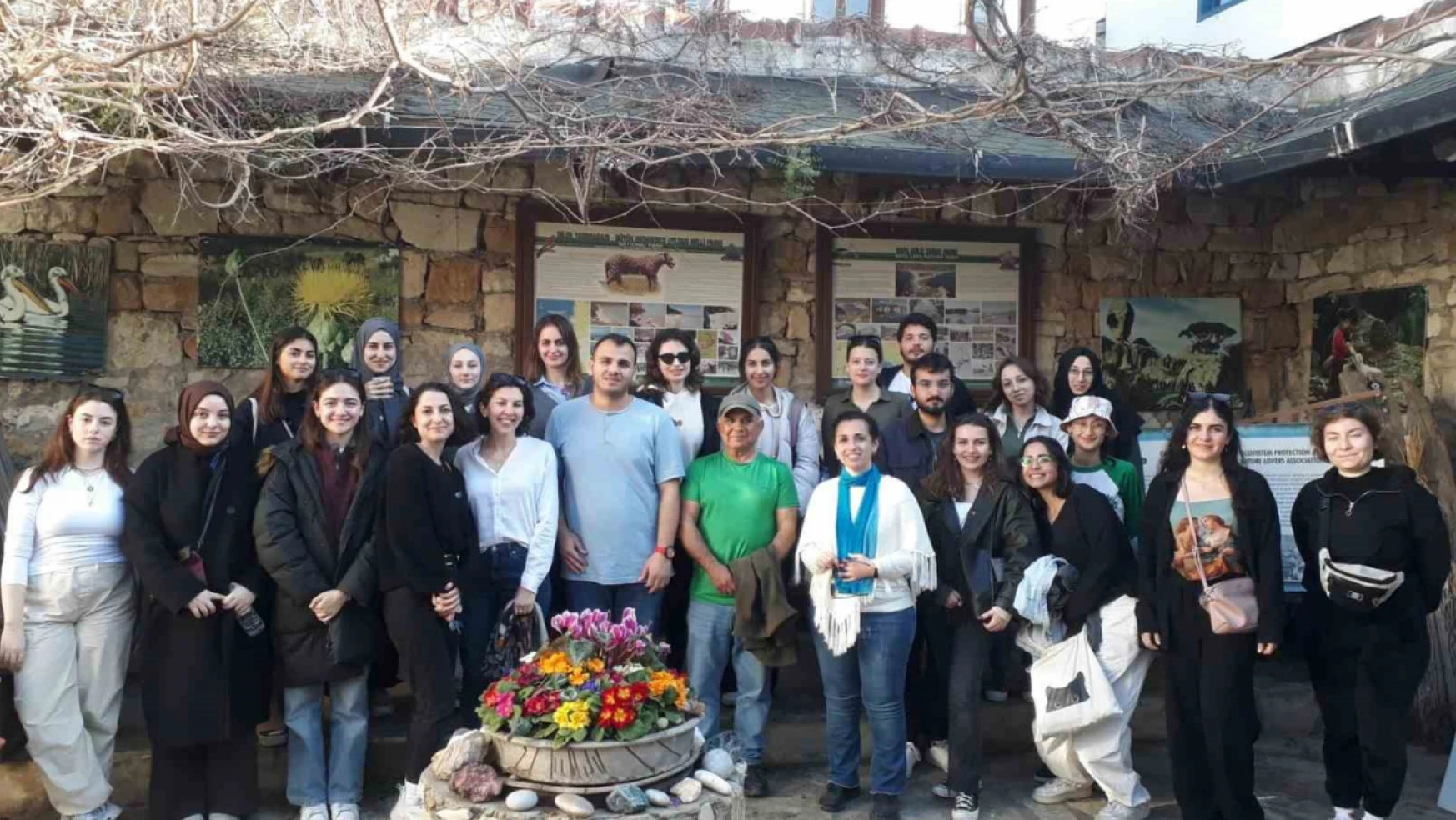 İstanbullu öğrenciler, Kuşadası'nın doğal peyzajına hayran kaldı