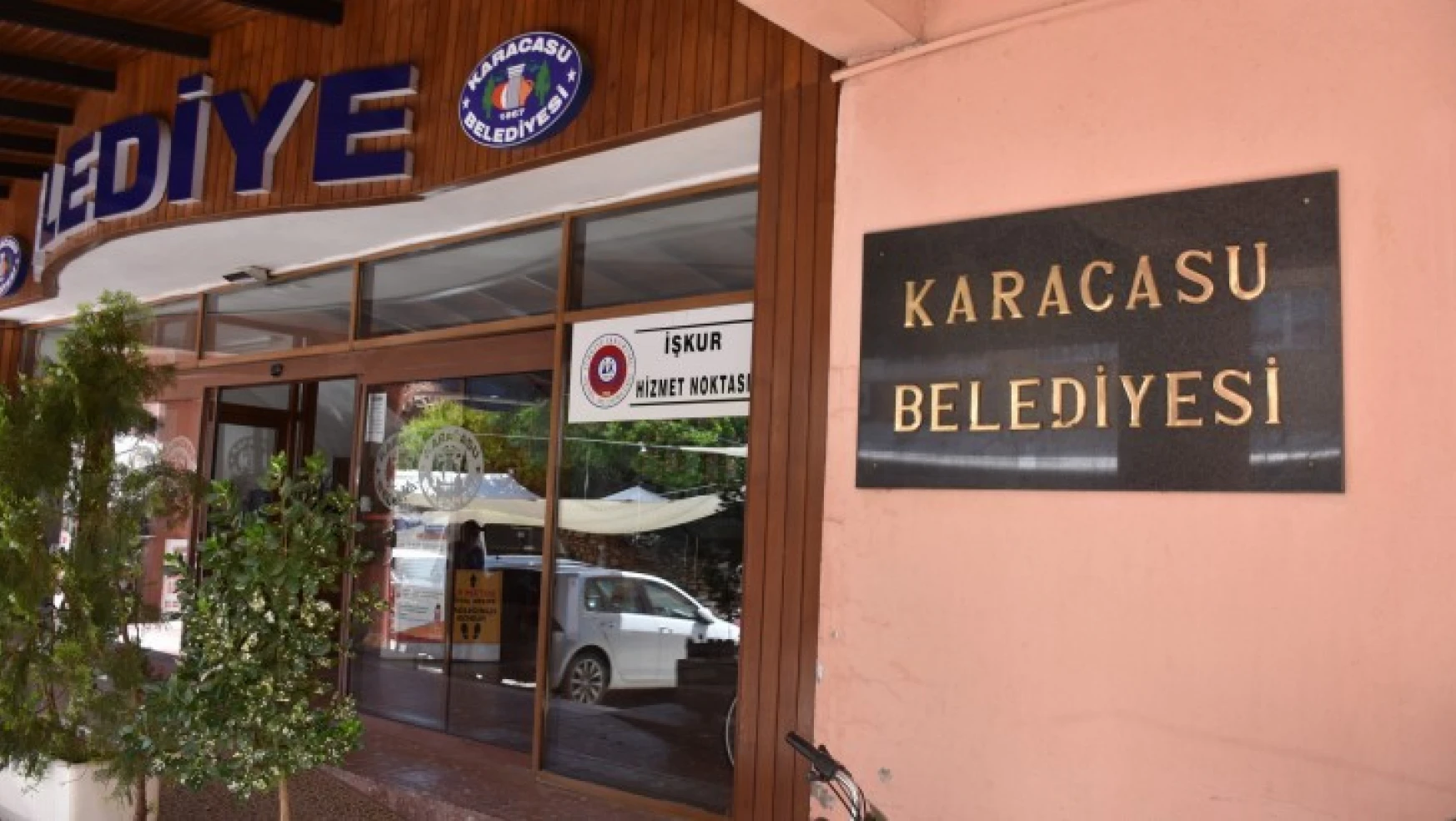 Karacasu Belediyesi'nde 5 maddeden 3'ü satış