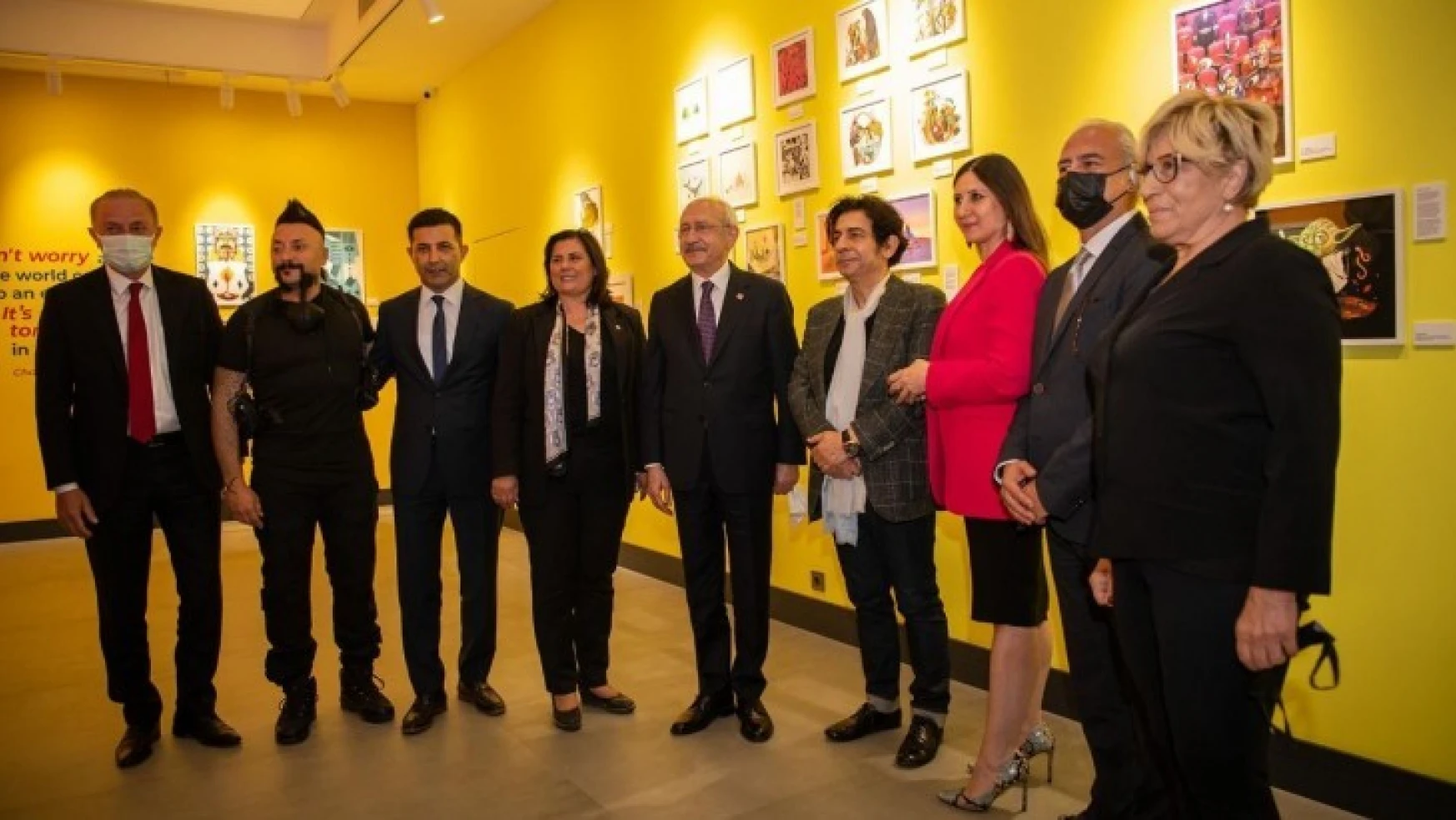 Kılıçdaroğlu, Ada Sanat Galerisini açtı