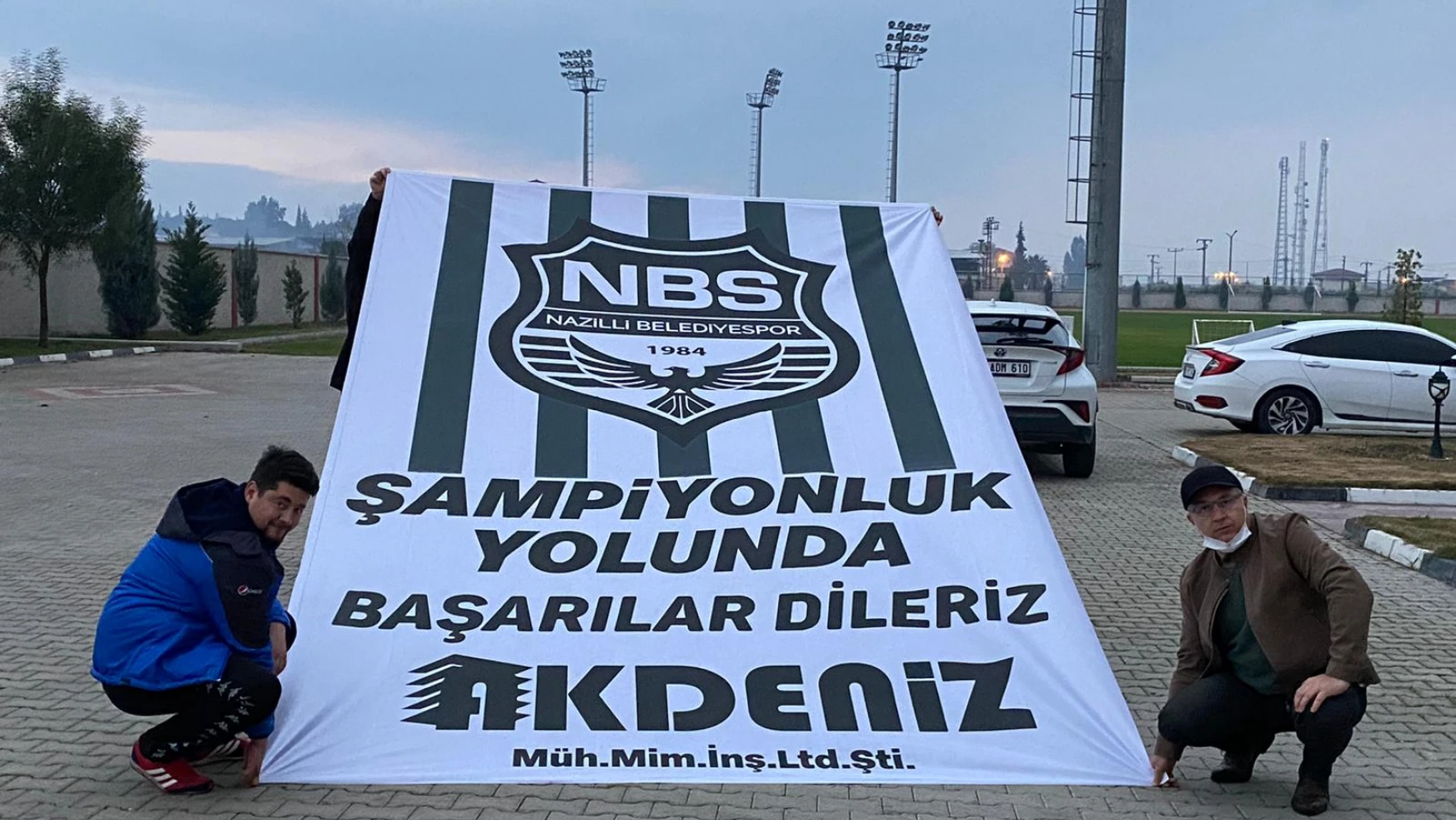 Nazilli Belediyespor'a bayraklı destek