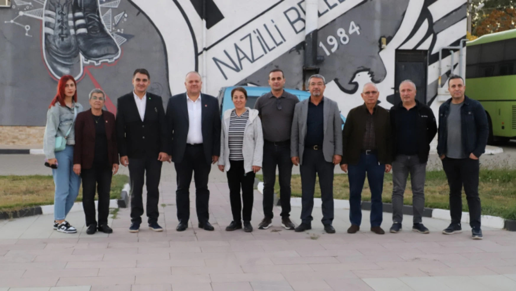 Nazilli CHP'den Naz Naz'a geçmiş olsun ziyareti